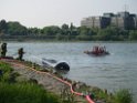 Kleine Yacht abgebrannt Koeln Hoehe Zoobruecke Rheinpark P020